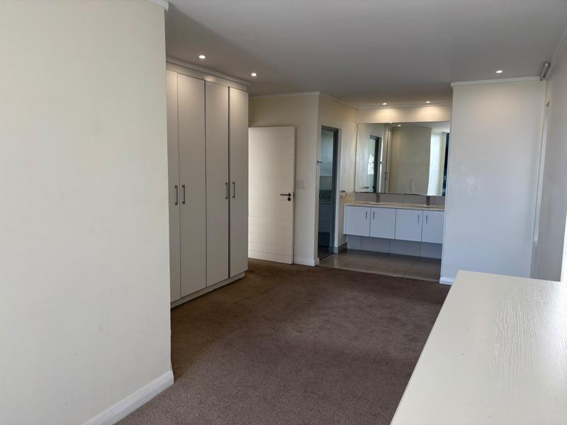 2 Bedroom Property for Sale in Humewood Eastern Cape